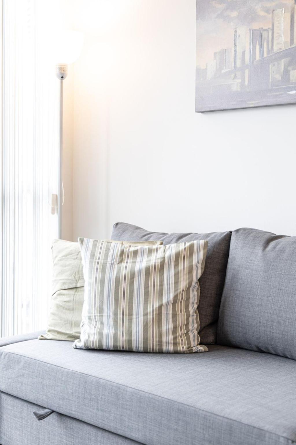 Dwtn Condo Near Cn Tower! W/ Free Parking Toronto Bagian luar foto