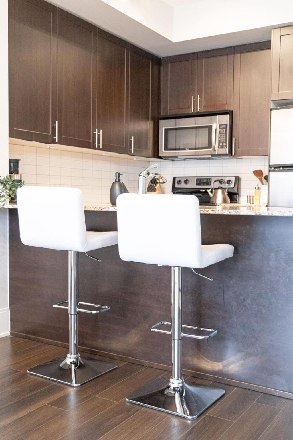 Dwtn Condo Near Cn Tower! W/ Free Parking Toronto Bagian luar foto